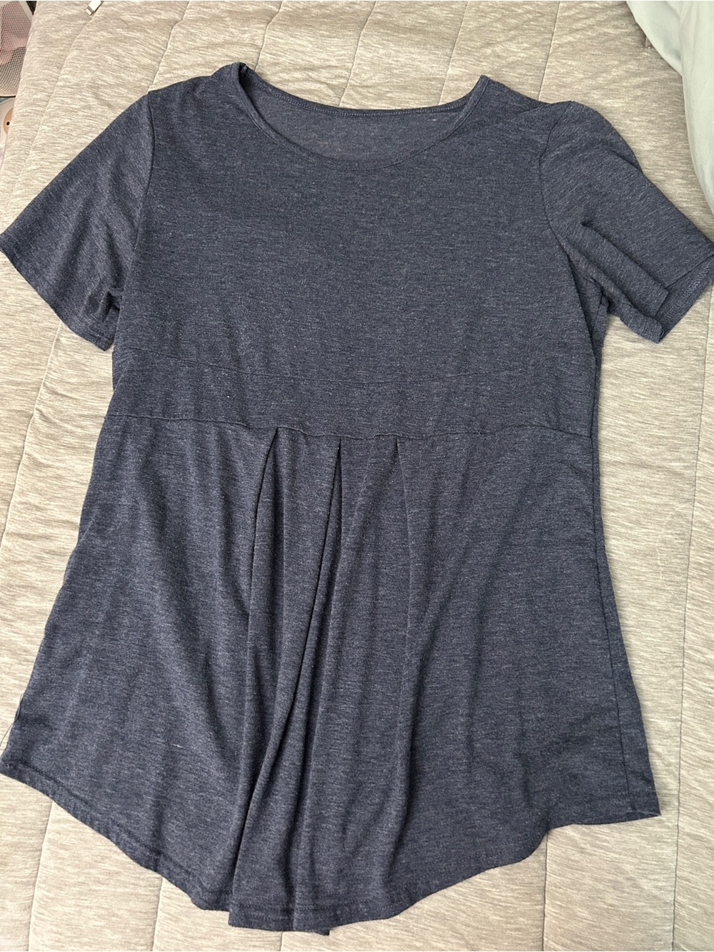 Women’s Maternity Pleated Peplum Top - Medium Heather Blue